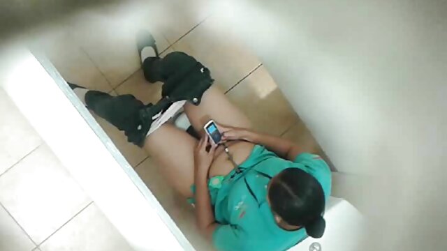 blonde amateur film x streaming français gode
