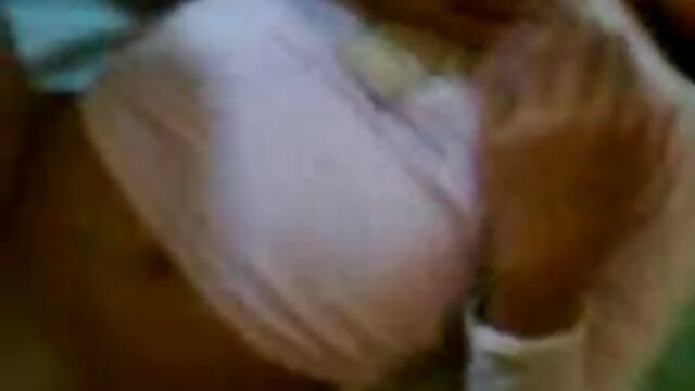 Une douce teen blonde recherche film porno français plaît à la bite de son petit ami