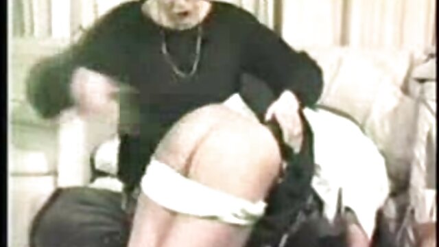 Maman délicieuse site porno francais streaming se fait ramoner dans la chatte poilue