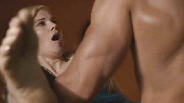 Est European Girl, film porno amateur allemand piste de danse à la maison